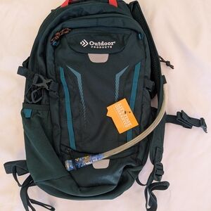 Outdoor Products 17 Ltr Deluxe Liquid pack, 2-Liter Reservoir Green Lightweight